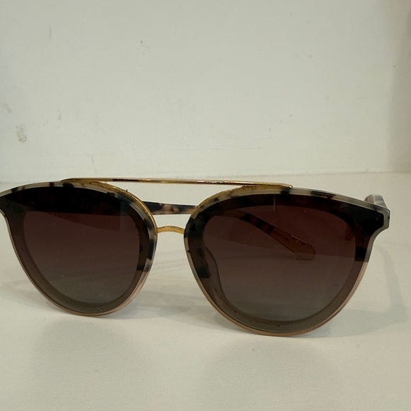 Krewe Clio Sunglasses - Picture 4 of 4